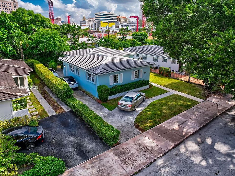 1st image of 341 Santander Ave #1