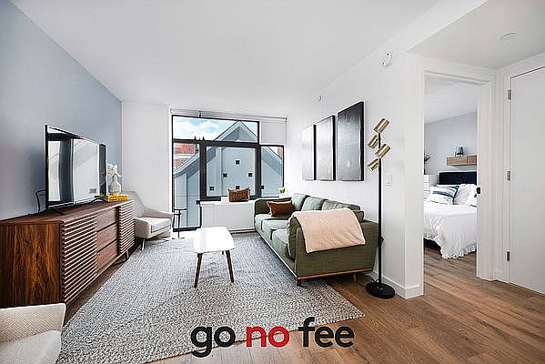 1st image of 251 W 117th St APT 2E
