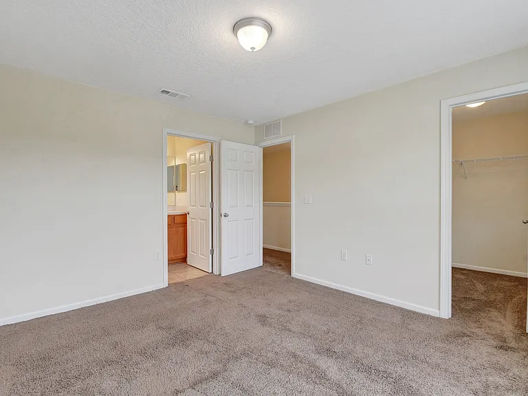 262 Moultrie Village Ln — Photo 10