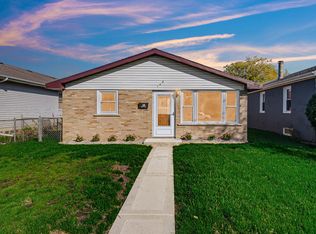 148 N Douglas Ave, Bradley, IL 60915