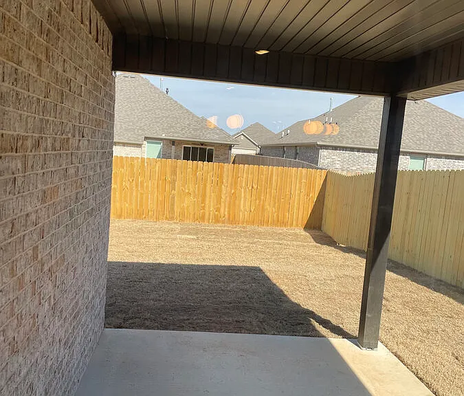 1105 Maclaren Ave — Photo 16