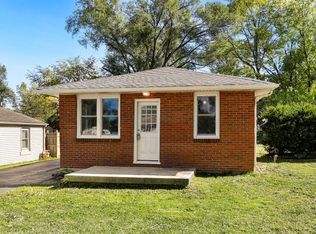 714 Cayuga St, Joliet, IL 60432