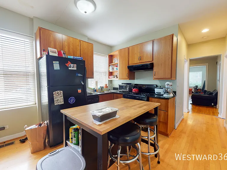 2701 N Richmond St #1 — Photo 1