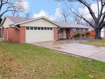 6717 Karen Dr, North Richland Hills, TX, 76180