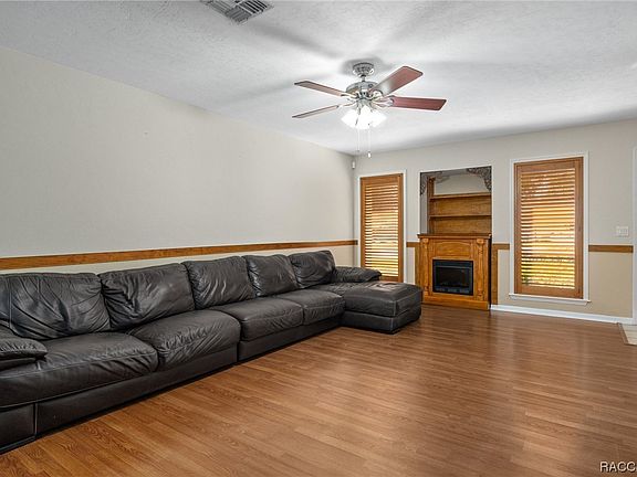 5th image of 1640 N Dalary Point