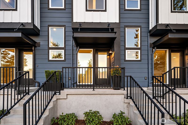2nd image of 341 NE 155th St (Homesite #30)