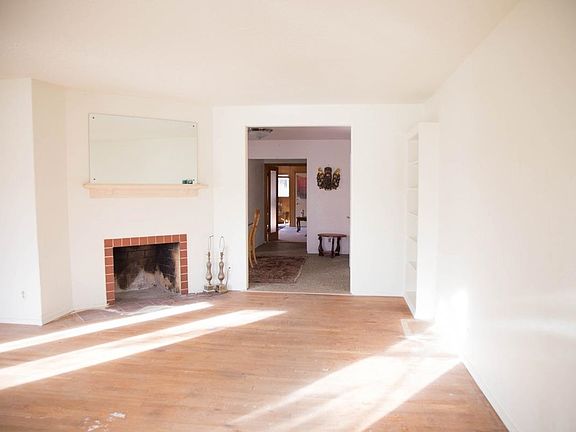 4th image of 1421 N Harrison Ave