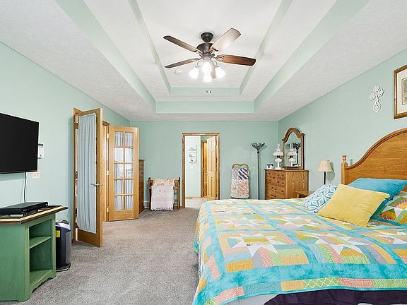 master bedroom main level