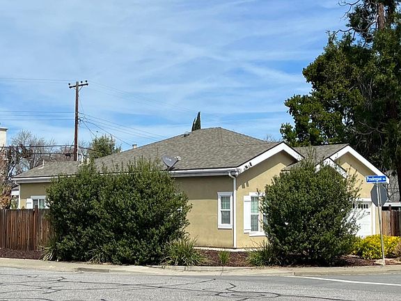 3rd image of 10540 Wunderlich Dr