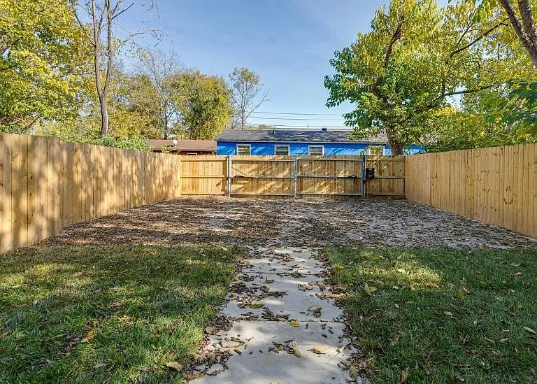 103 Lewis St — Photo 22