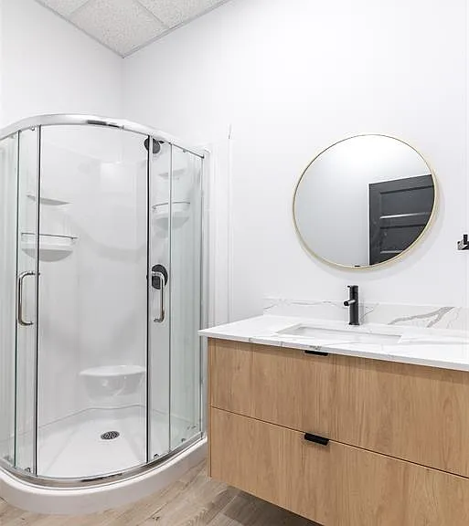 138 King St W #202 — Photo 11