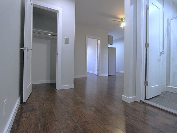 4th image of 2319 Steinway St APT 2