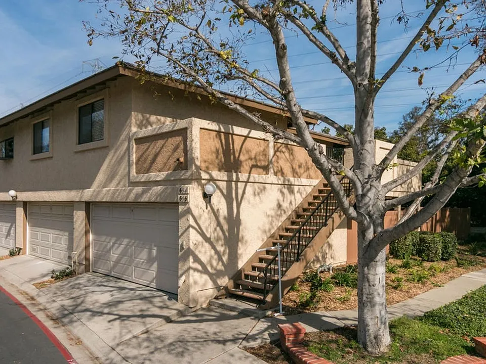 654 Holmes Ave