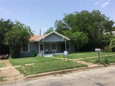704 W Elm St, Olney, TX, 76374