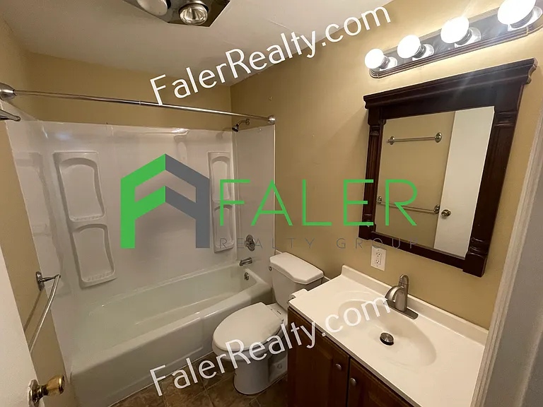 5351 Dunmore Dr — Photo 13