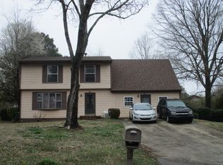 1305 Pixley Dr, Riverdale, GA 30296