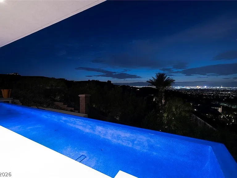 750 Dragon Ridge Dr — Photo 41