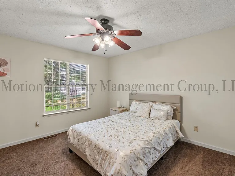 6426 Charter Way — Photo 14