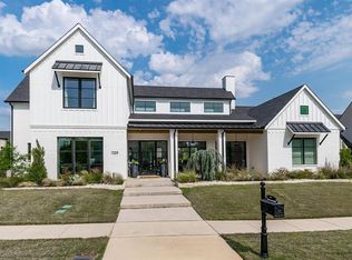 1129 La Salle Ln, Southlake, TX 76092