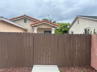 8555 Fontana St #B, Downey, CA 90241