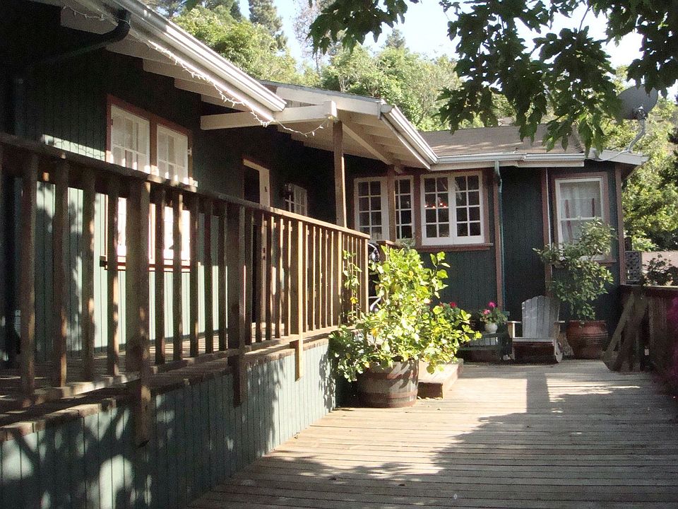 Hillside Hide-Away