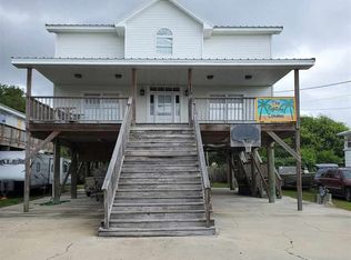 110 Grand Isle Pkwy, Grand Isle, LA 70358
