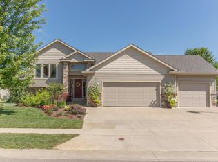 1875 Taurus Ct SW, Rochester, MN 55902