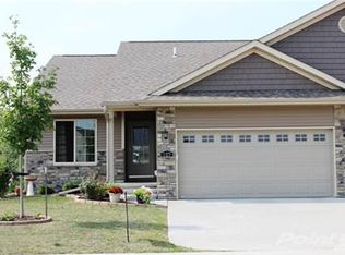 327 S Stewart St, North Liberty, IA 52317