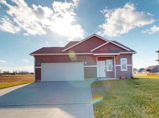 1018 Cherry Acres Dr, Clarksville, TN 37042