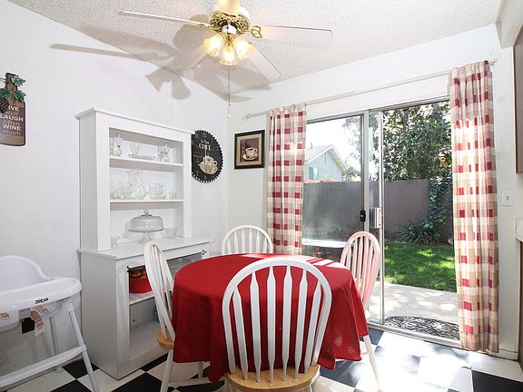 4th image of 190 W Grove St APT 3