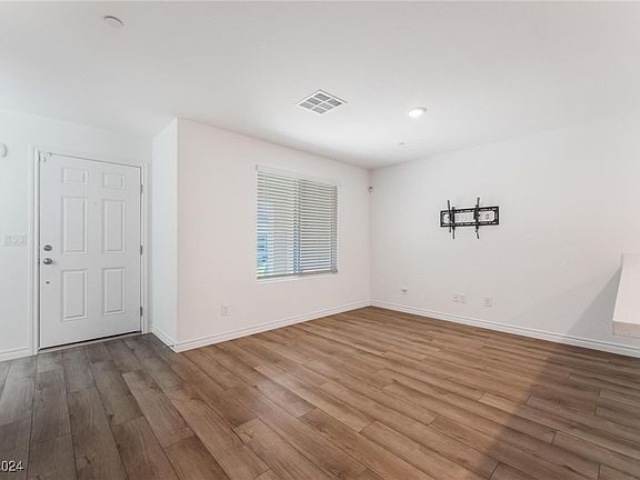 3rd image of 10773 Ditchburn Ct