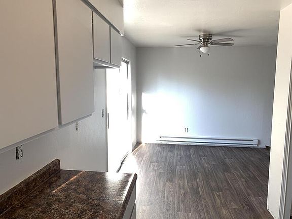 3rd image of 3525 Westlake Dr #3525