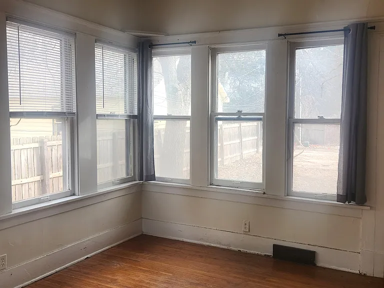 1829 Prospect St #1 — Photo 9