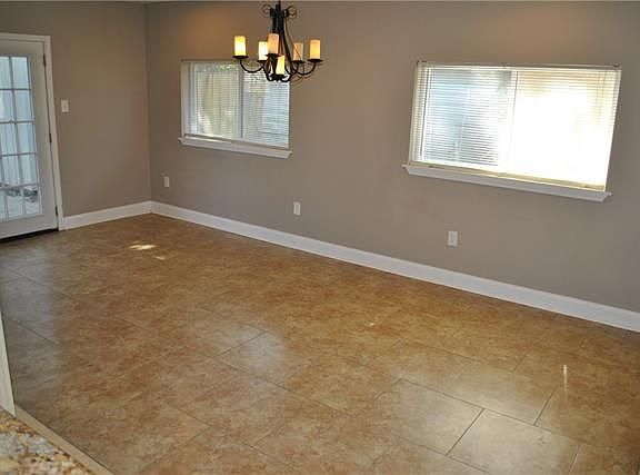 5th image of 216 James Court Gretna La #70053