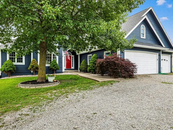 205 Elm St, Lathrop, MO 64465