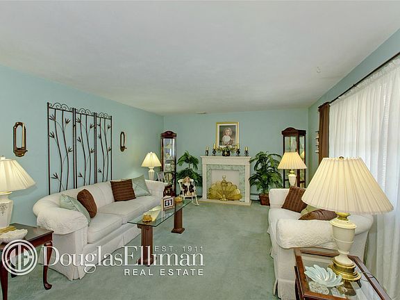 2nd image of 178 Bayview Dr
