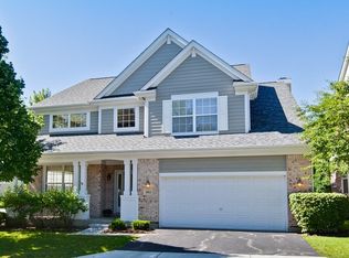 1922 Olympic Dr, Vernon Hills, IL 60061