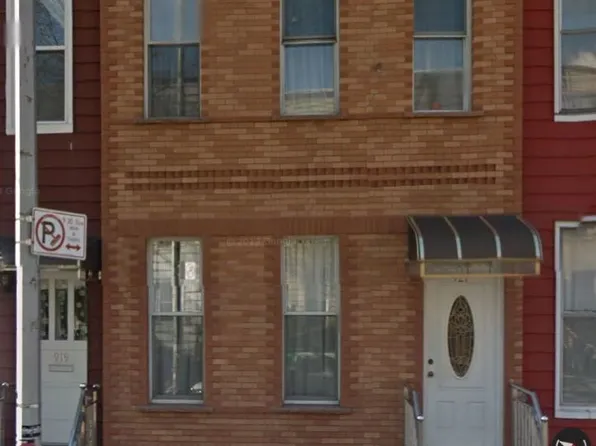 927 Lorimer St, Brooklyn, NY 11222
