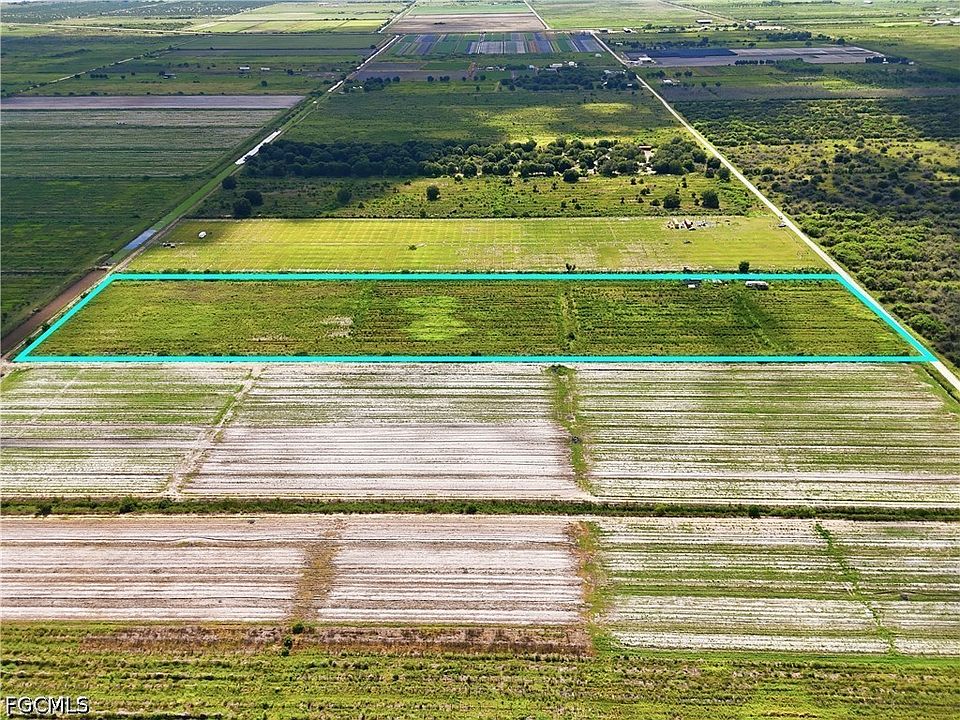 1st image of 4276 2nd Rd