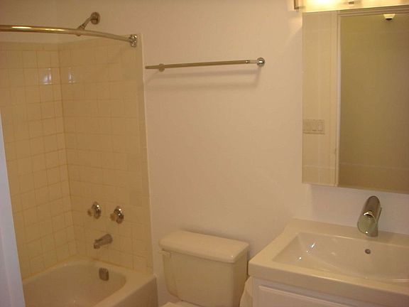 4th image of 777 N Macquesten Pkwy APT 104