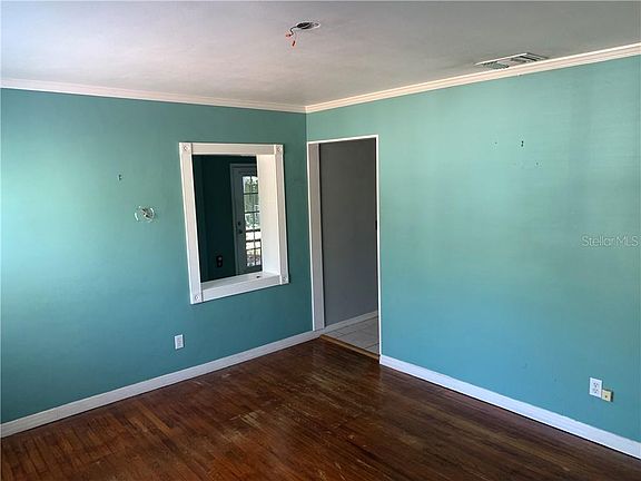 5th image of 4315 S Hale Ave