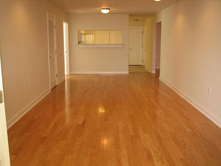 929 Morreene Rd — Photo 11