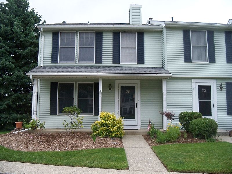 1st image of 34 Ben Franklin Dr