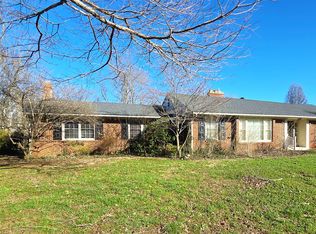 4 Lilac Ln, Centralia, IL 62801