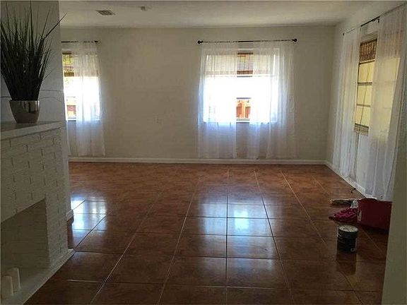 3rd image of 1316 S 19th Ave