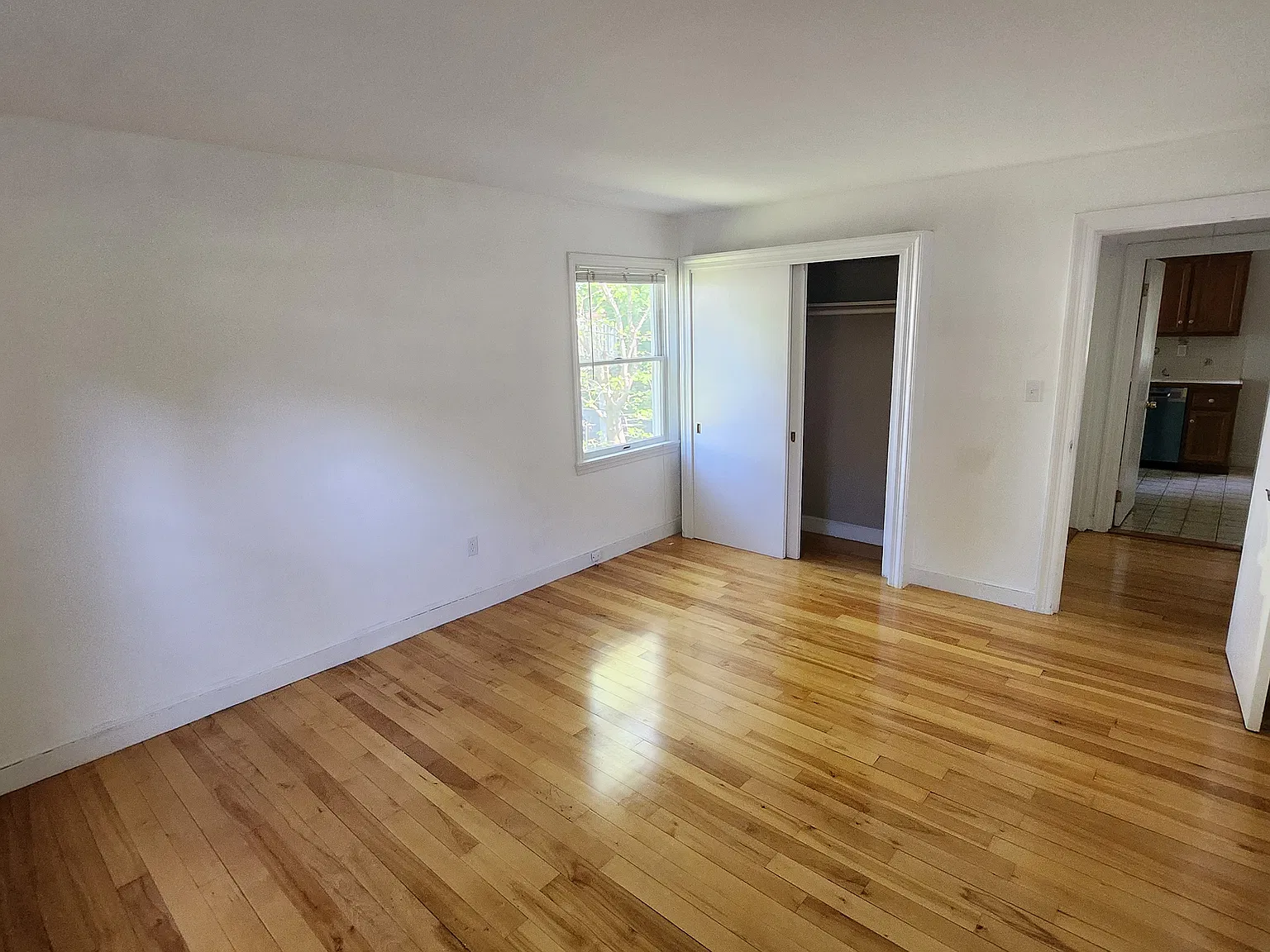 2 bed, 896 sqft, $2,850 — Photo 1