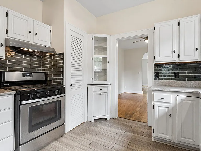 7 Willoughby Pl — Photo 13
