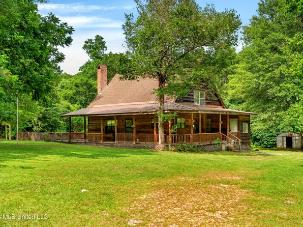 131 Shirley Wise Rd, Carriere, MS 39426