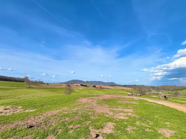 103 Archer Rd, Max Meadows, VA 24360