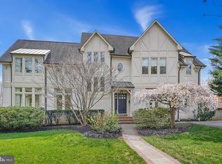 5400 Moorland Ln, Bethesda, MD 20814